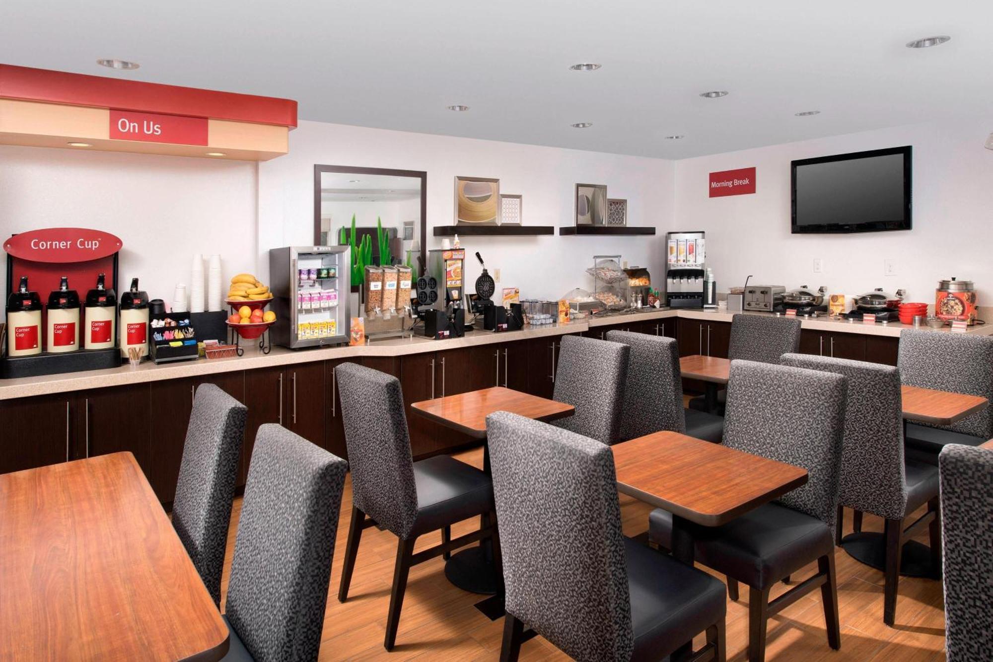 Towneplace Suites By Marriott Albuquerque Airport Bagian luar foto