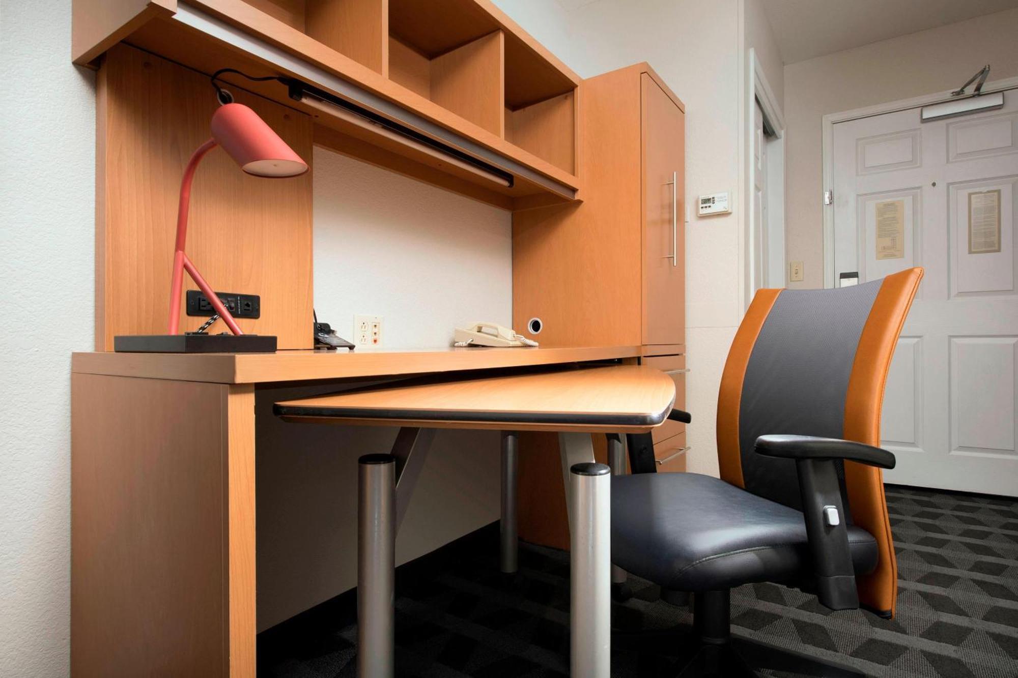 Towneplace Suites By Marriott Albuquerque Airport Bagian luar foto