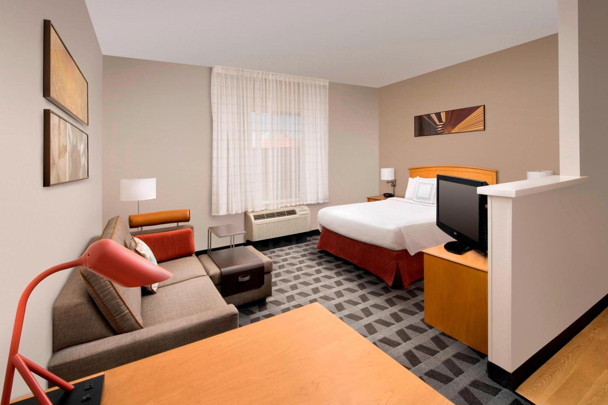 Towneplace Suites By Marriott Albuquerque Airport Bagian luar foto