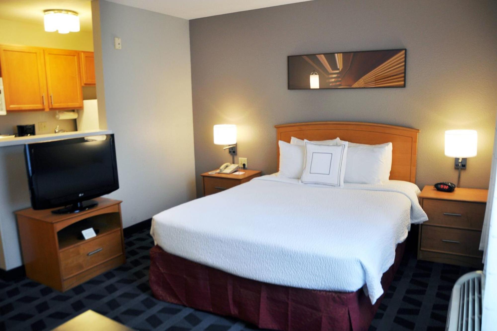 Towneplace Suites By Marriott Albuquerque Airport Bagian luar foto
